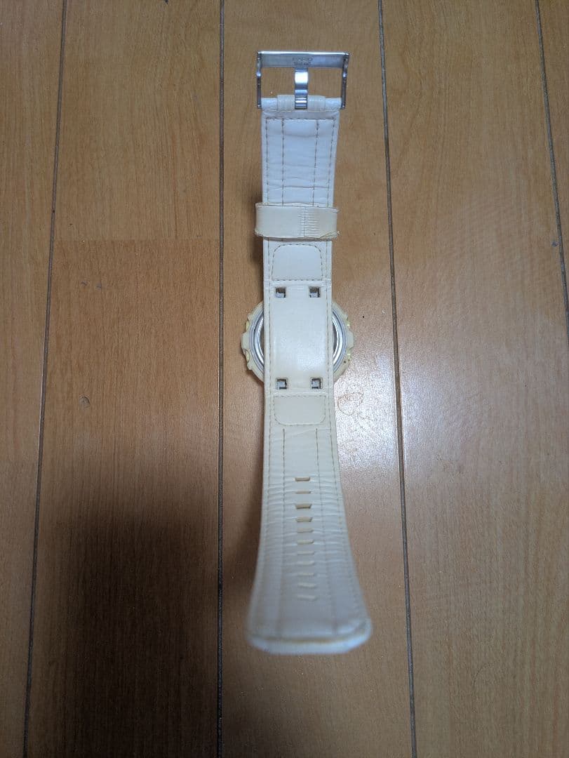 CASIO G-SHOCK ホワイト アナデジ AW-582B-7AJF — image 3