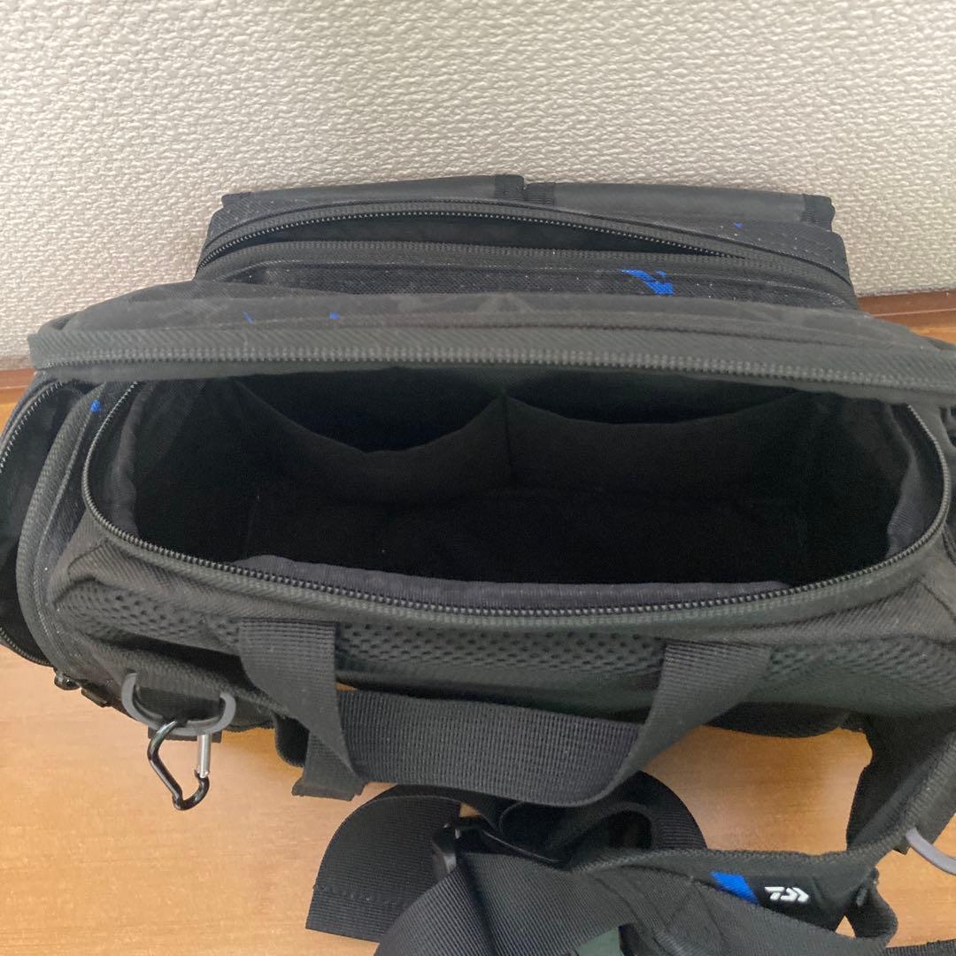 ダイワ ヒップバッグLT ブラック釣りエギングバスウエストバッグフィッシング — image 4
