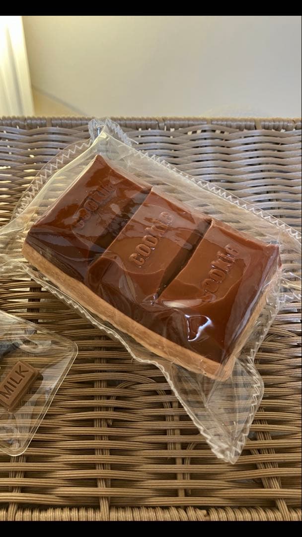 水感　Lサイズ　チョコレートムースケーキ　他おまけ　スクイーズ — image 3