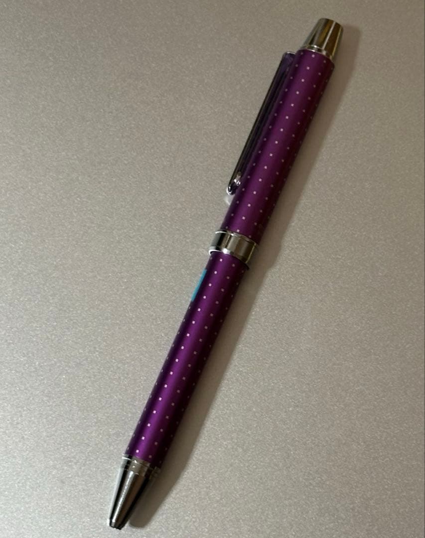 PILOT 多機能ボールペン 2+1 EVOLT ドット柄 紫 — image 2