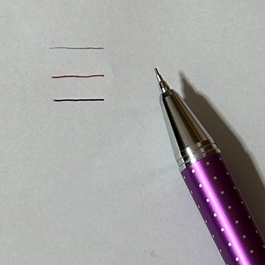 PILOT 多機能ボールペン 2+1 EVOLT ドット柄 紫 — image 4