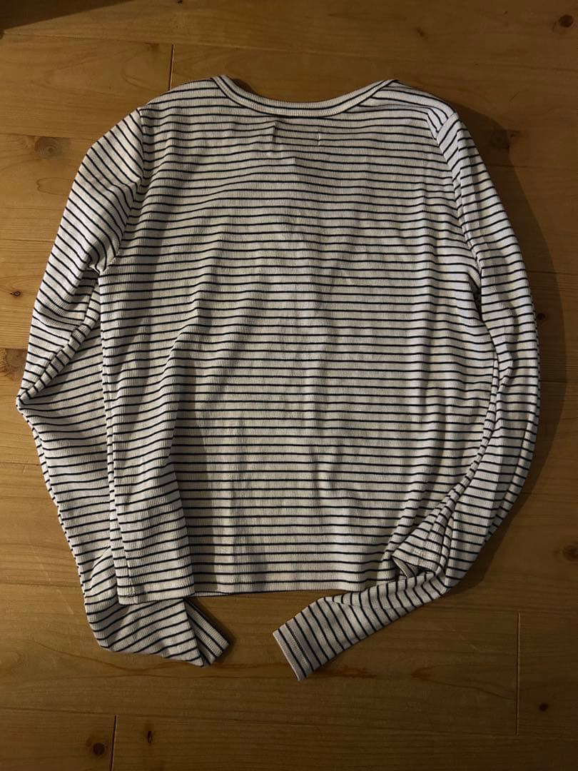 Hollister 長袖 ボーダー カットソー Lサイズ — image 3