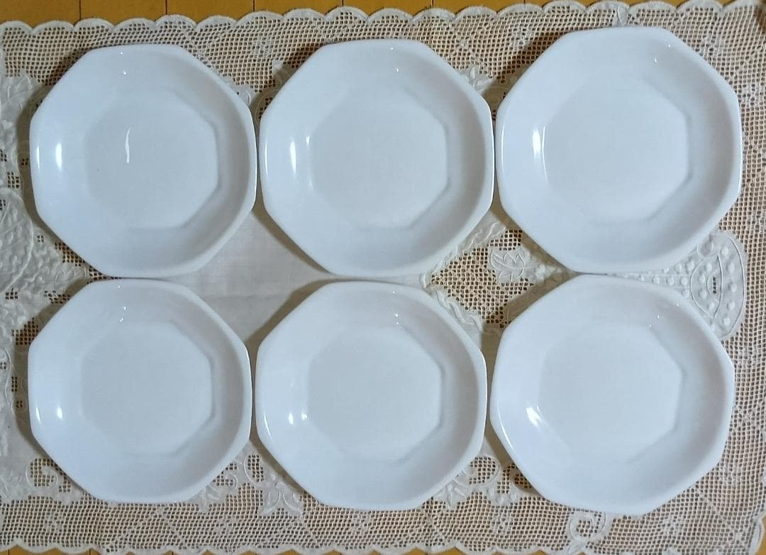 未使用保管品　ヤマザキの白い食器　８角皿６枚組　１９.５cm — image 5