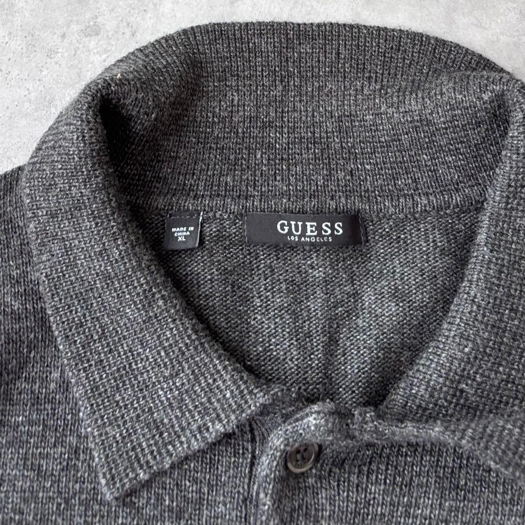 19324 GUESS ワンポイント ロゴ ヘンリーネック セーター — image 4