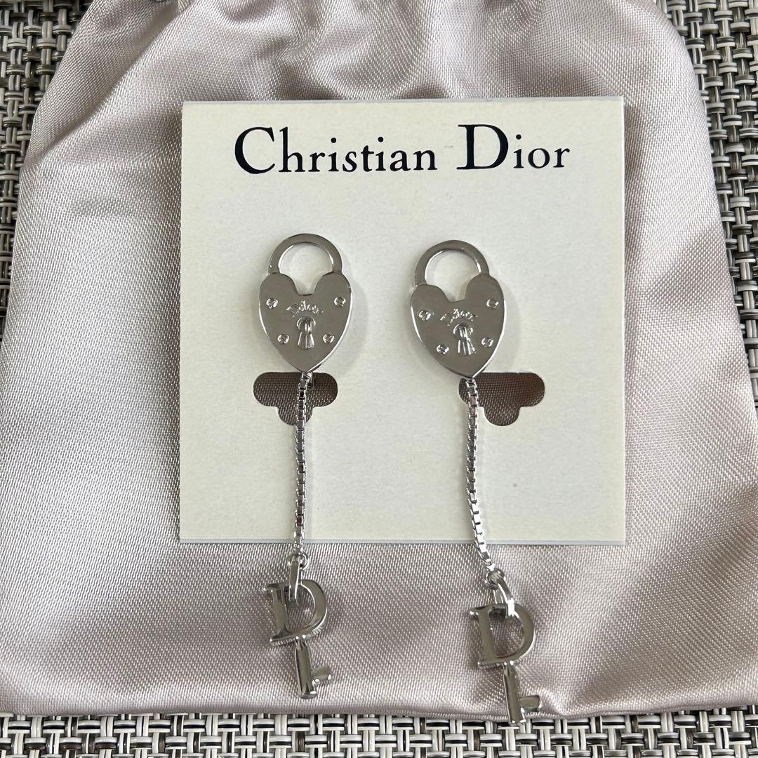 Christian Dior ハート キー/鍵モチーフ イヤリング — image 2
