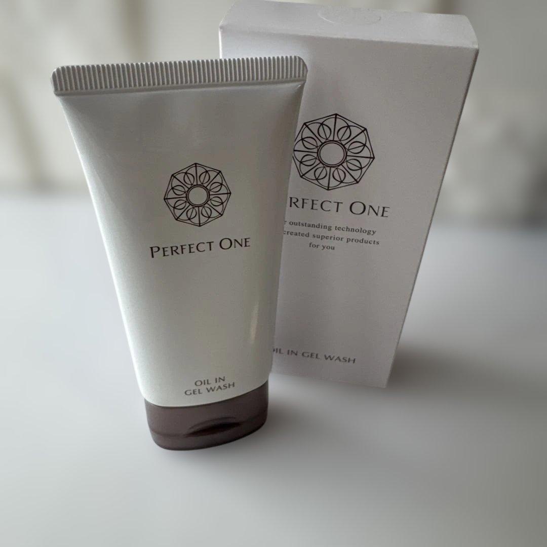 PERFECT ONE オイルインジェルウォッシュ 40g — image 5