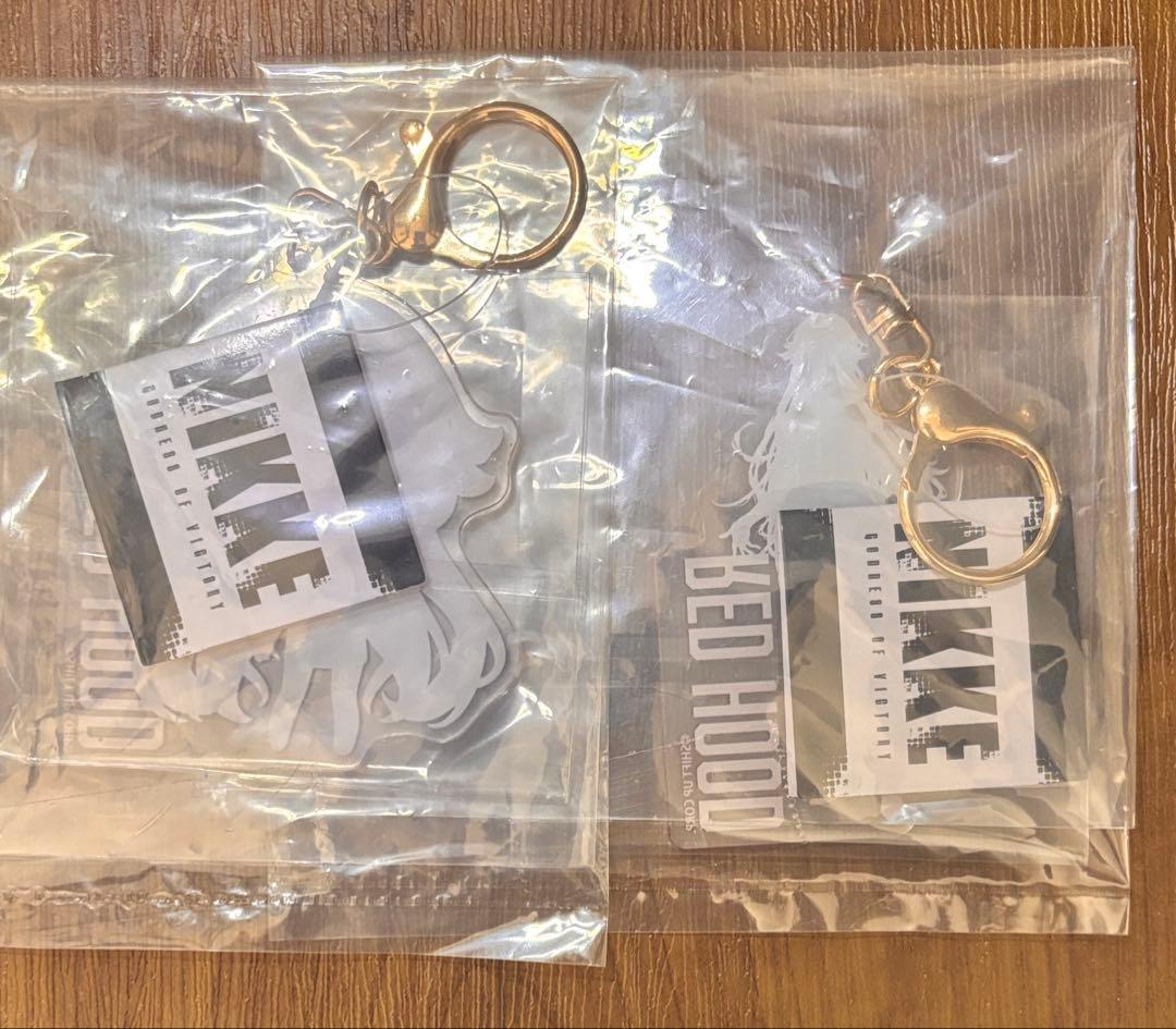 タイトーステーション×勝利の女神：NIKKE アクリルキーホルダー レッドフード — image 4