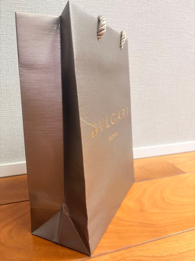 BVLGARI ショップ袋 ショッパー 星型チャーム付き — image 5