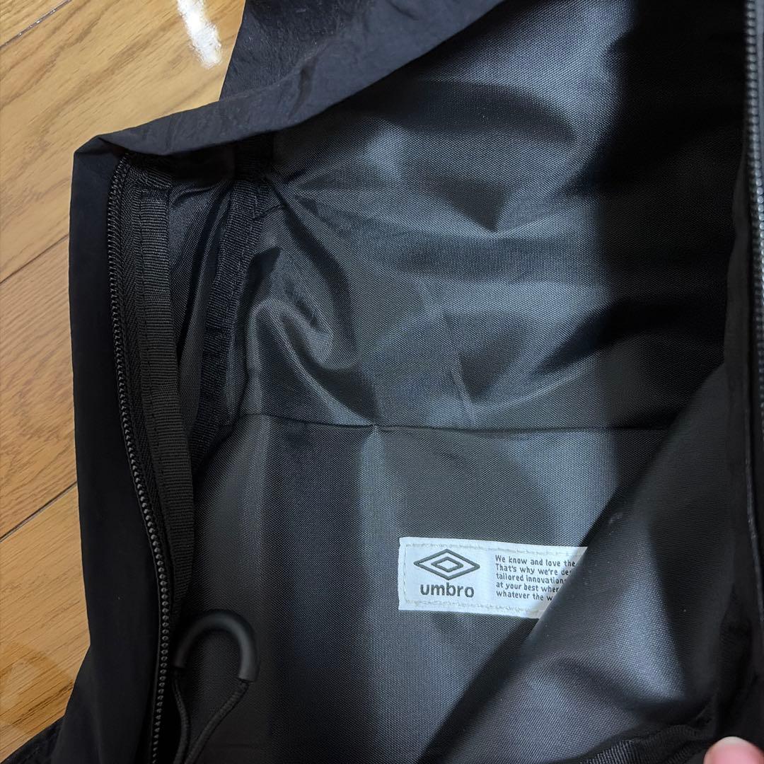 umbro ボディバッグ 黒 — image 5