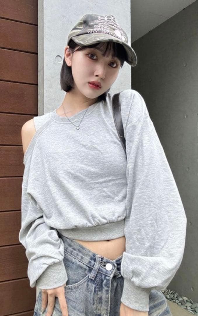 GRL　ワンショルダーオープンスウェットトップス　【tu1437】グレー — image 2