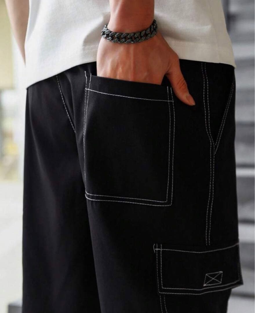 ブラック カーゴパンツ — image 3