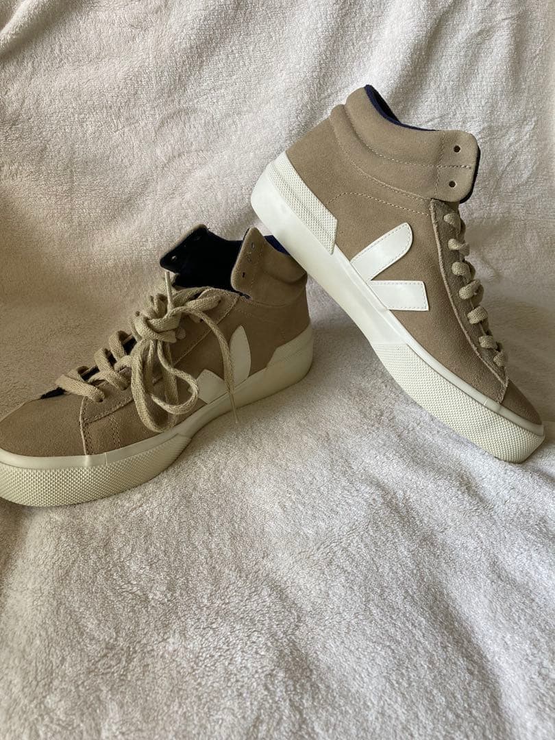 VEJAヴェジャ　スニーカーMINOTAUR SUEDE DUNE PIERRE — image 3
