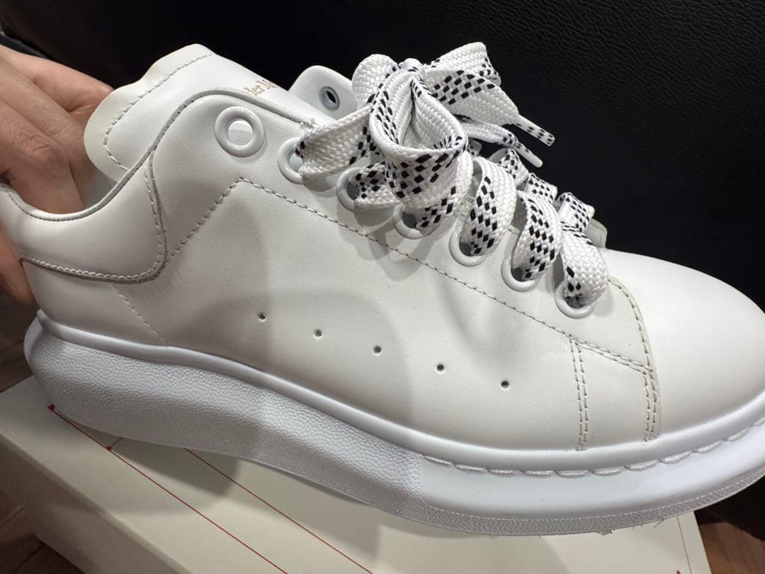 Alexander McQueen スニーカー ホワイト — image 5