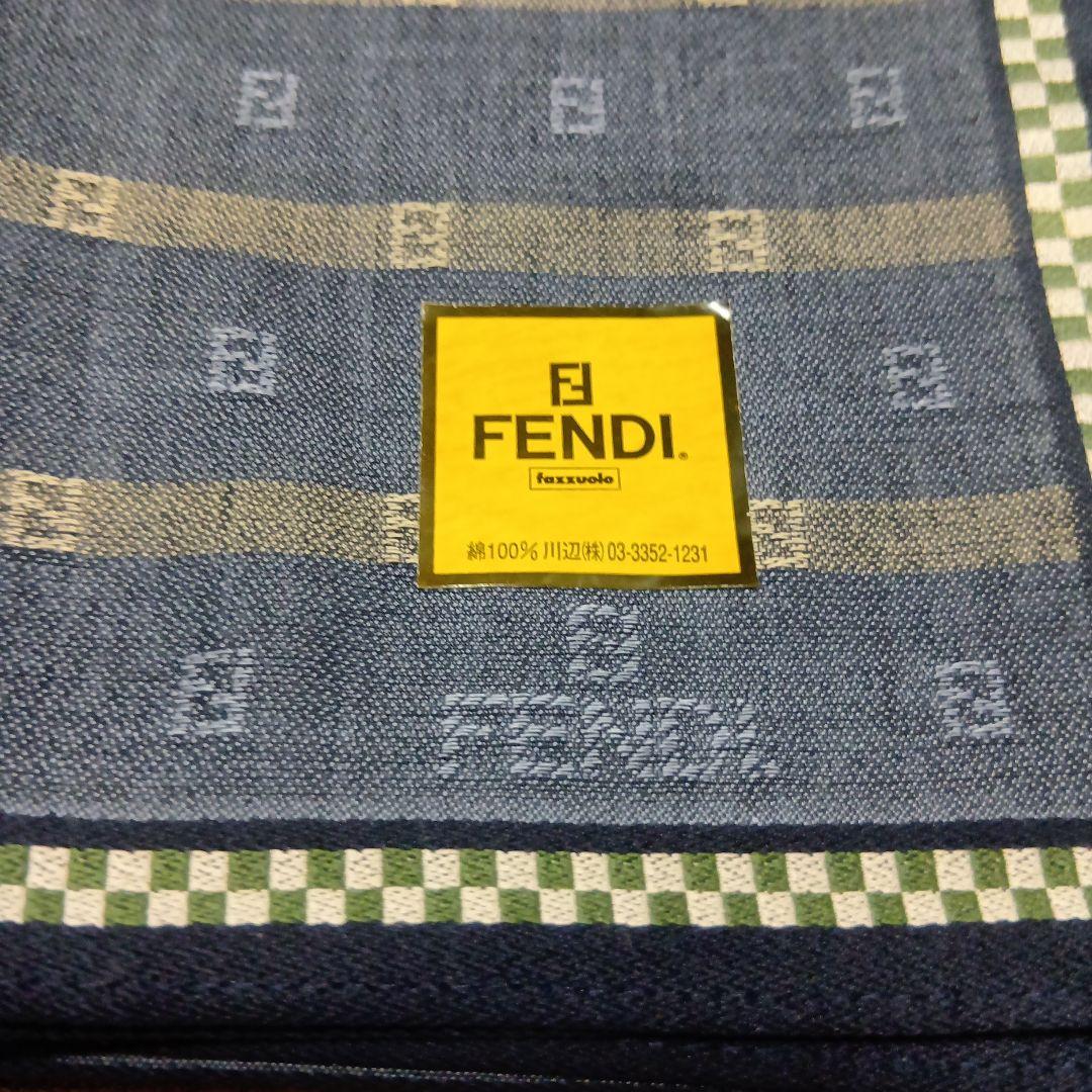 超激安 新品 未使用 送料込み FENDI ハンカチ — image 3