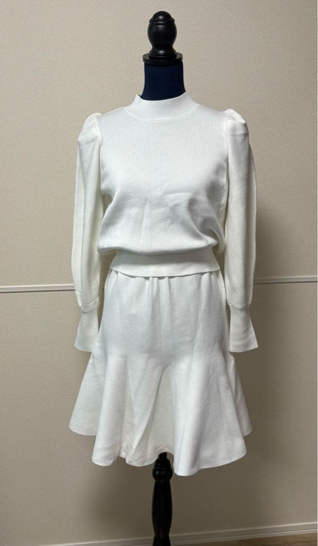 【美品】La boutique BonBon ドロップドニットセットアップ　F — image 4