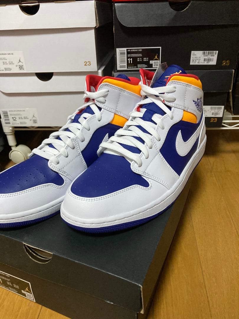 NIKE WMNS AIR JORDAN 1 ホワイト/ブルー/オレンジ — image 2
