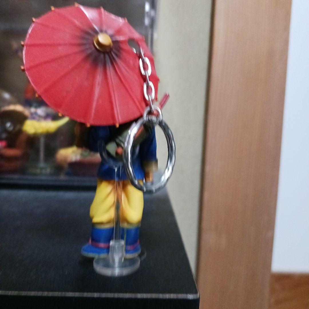 ドラゴンボール 孫悟空　HG サイズ　キーホルダー 　台座ツキ　傘 — image 2