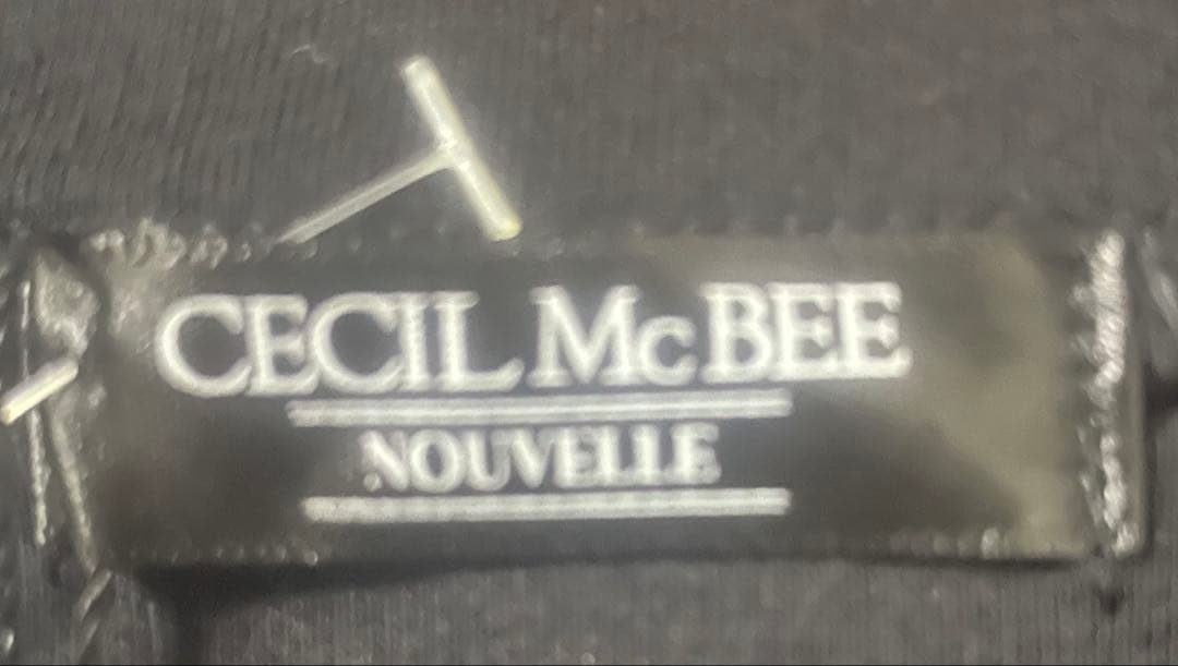 新品タグ付きCECIL McBEE セシルマクビー 長袖 カットソー 黒 M — image 5