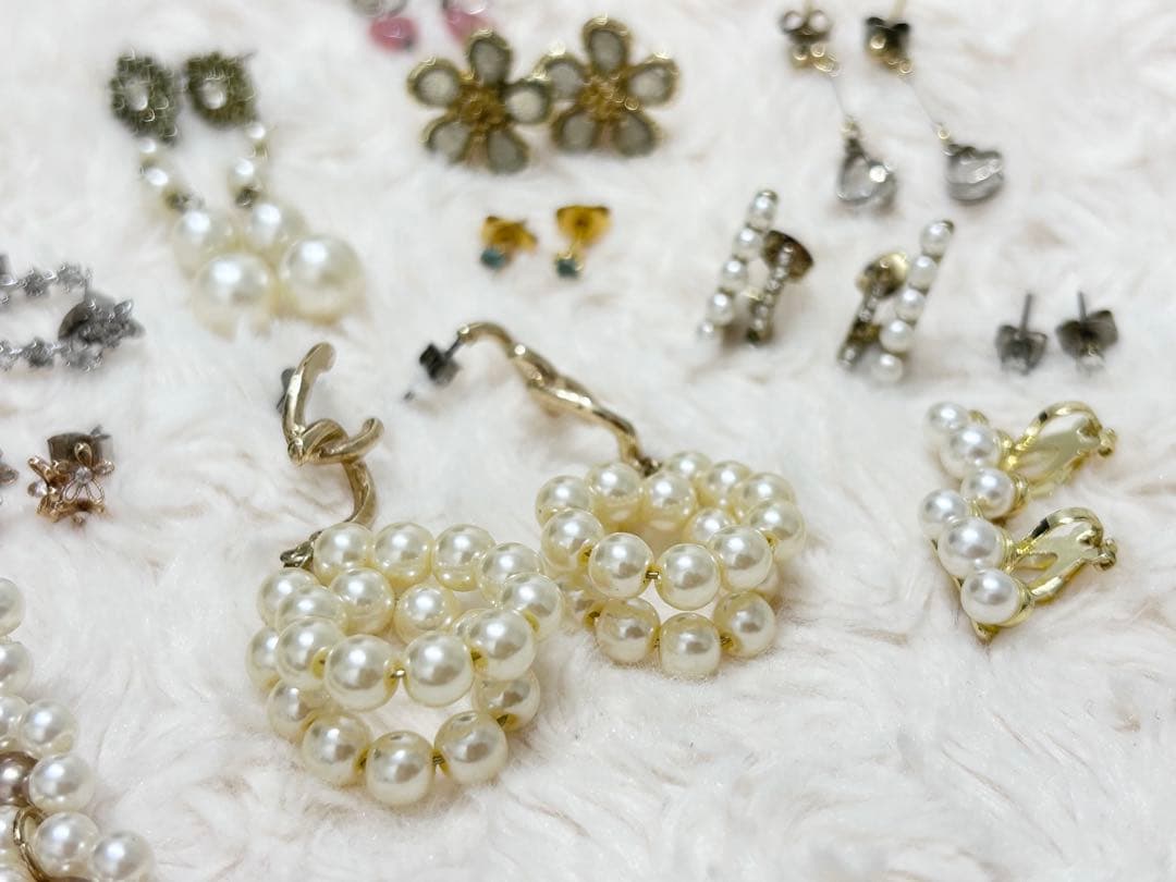 【15点セット】アクセサリー　ピアスメインまとめ売り — image 3