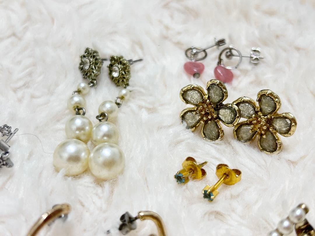 【15点セット】アクセサリー　ピアスメインまとめ売り — image 5