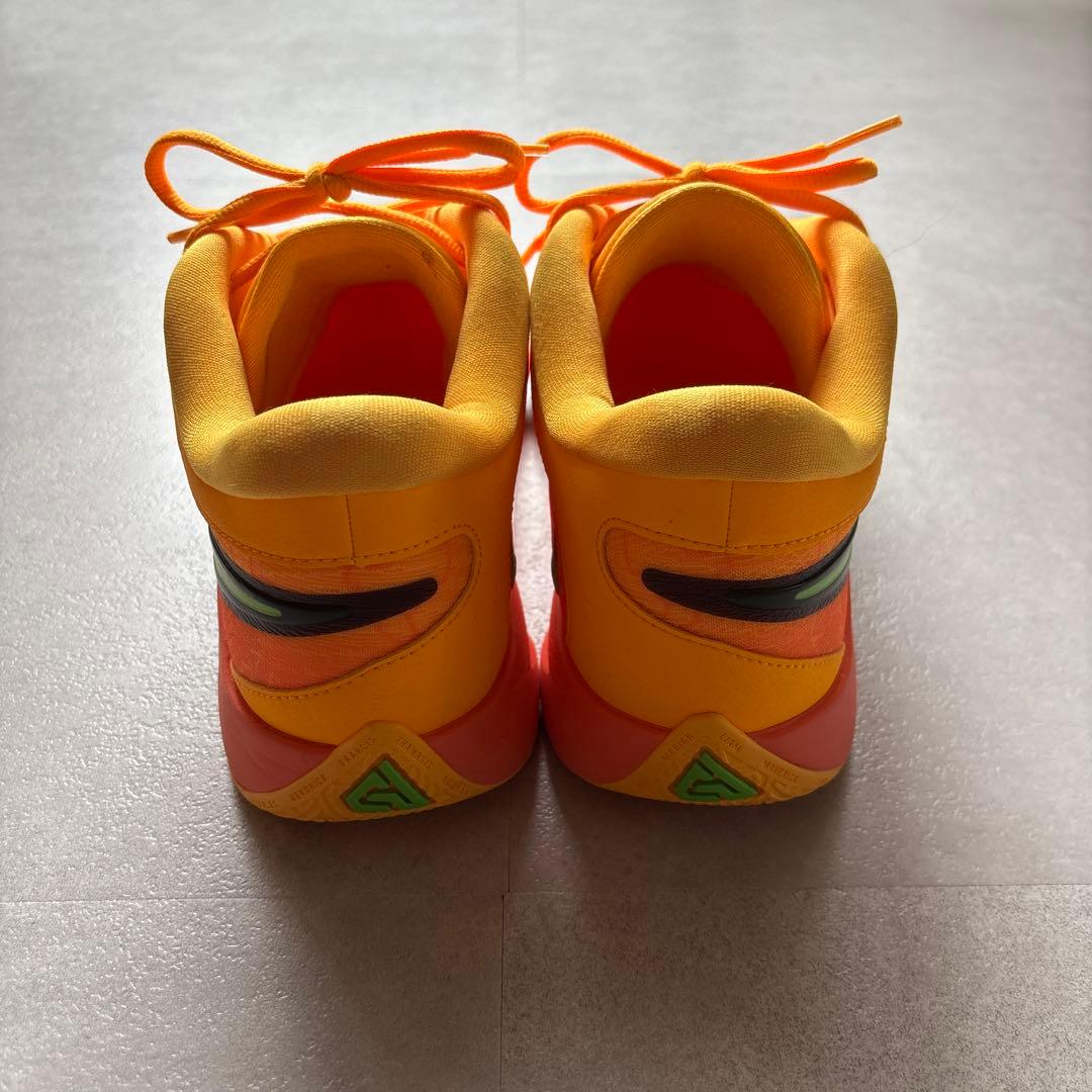 美品　ナイキ　ヤニス フリーク 6 EP "レーザー オレンジ" 27cm — image 4