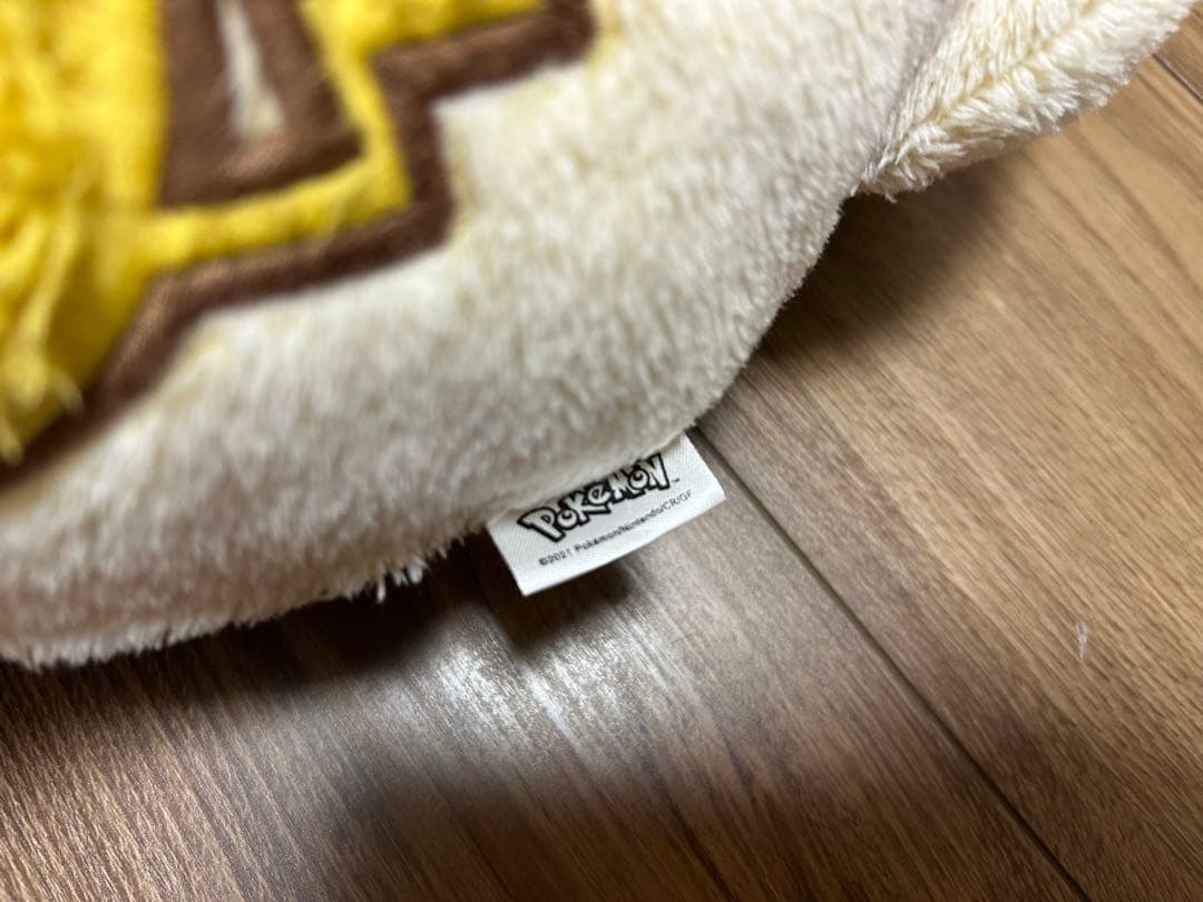 GU、ポケモンお昼寝クッション — image 2