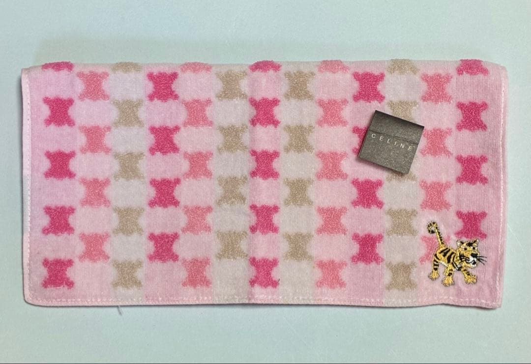 CELINE タオルハンカチ ピンク トラ刺繍　タグ付き — image 2