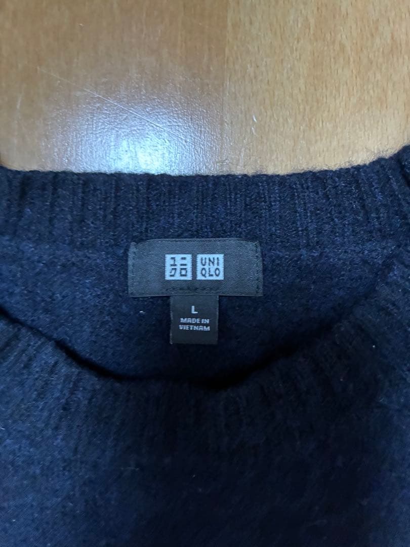 UNIQLO クルーネックニット ネイビー Lサイズ — image 2