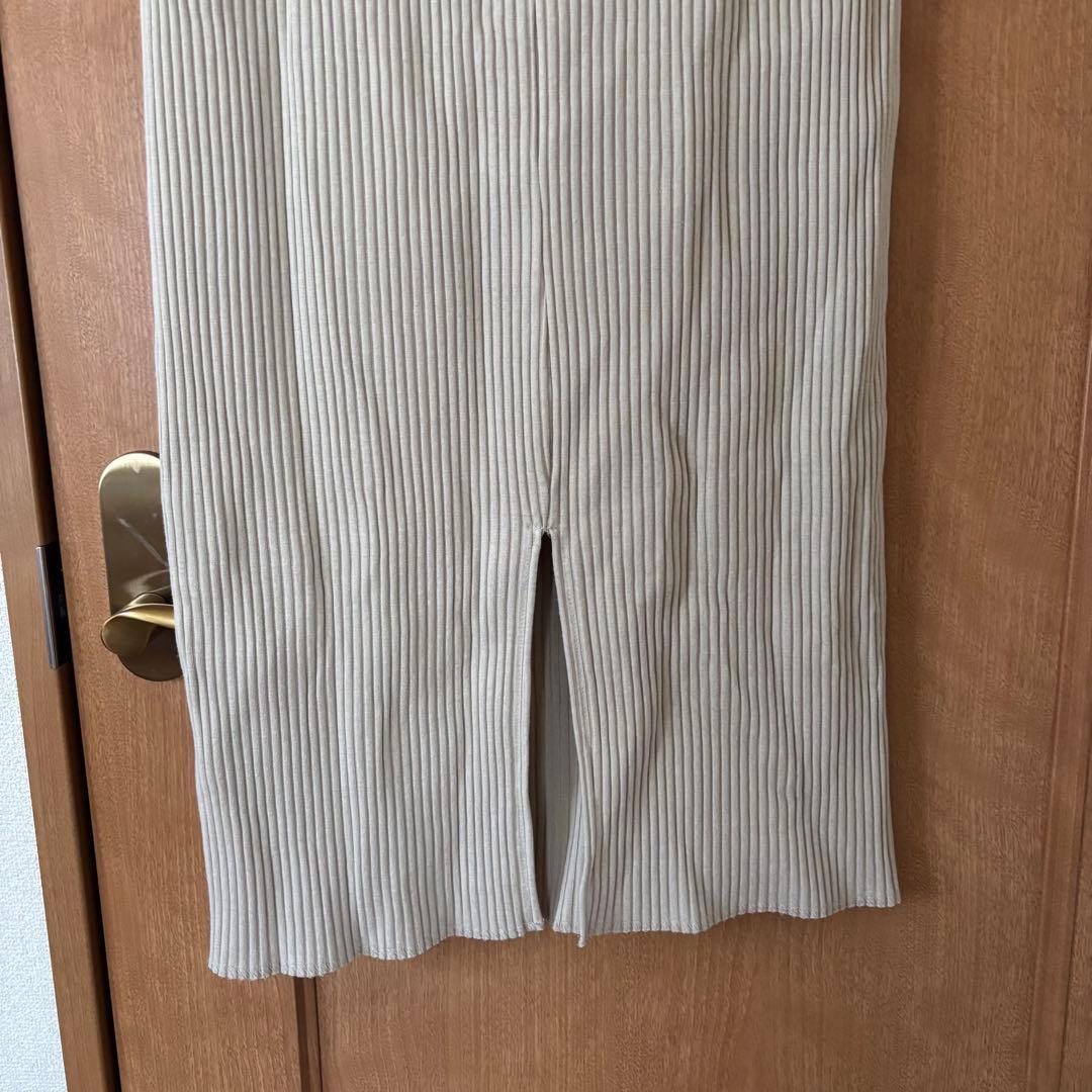 【一度着用のみ　美品】ロペピクニック　リブタイトスカート　ベージュ — image 3