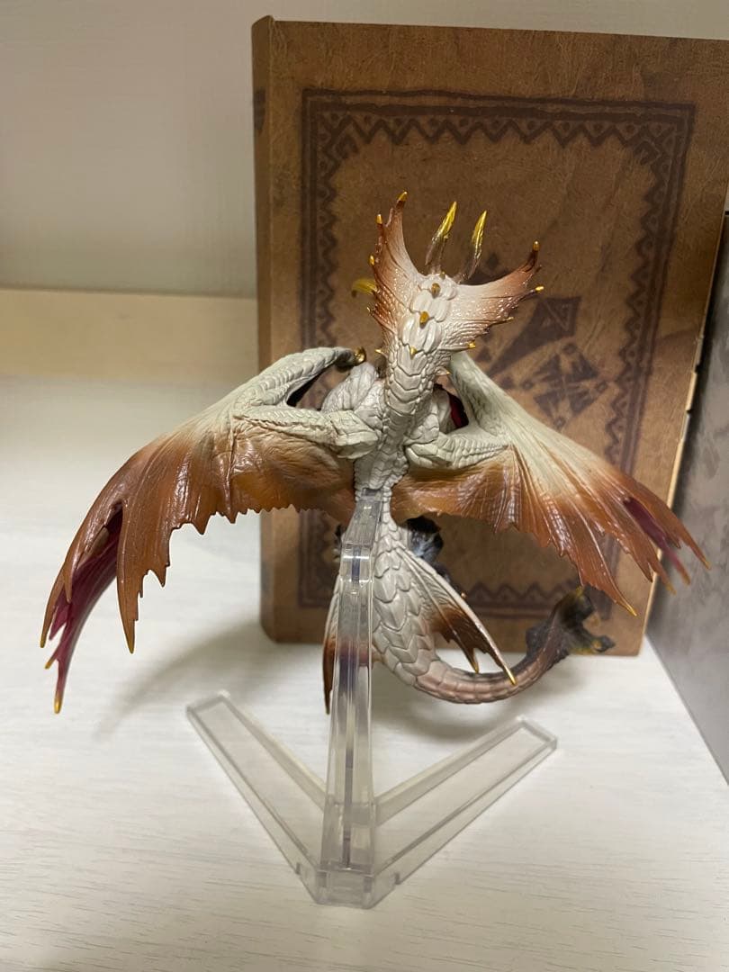 【概要欄必読】箱無しメルゼナA賞フィギュア【背景は商品ではないです。】 — image 2