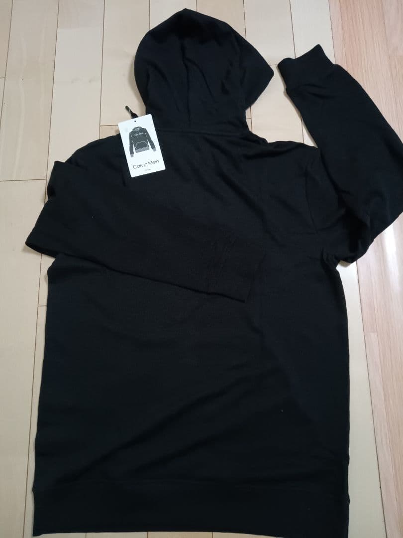 今だけ価格【大人気1】新品Calvin klein カルバンクラインパーカー黒L — image 2