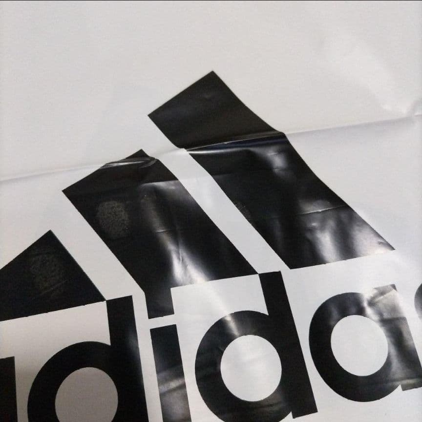 adidas ビッグロゴ　ショッピングビニール袋 シワあり — image 5