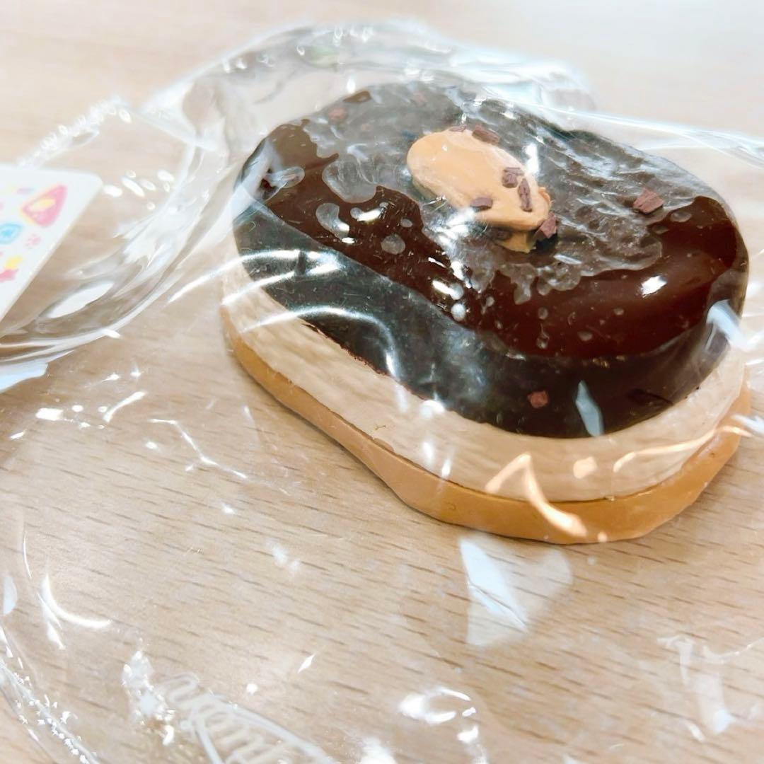 ♡正規品,即日発送♡スクイーズ 春日幼稚園 アーモンドチョコケーキ 海外 M — image 3