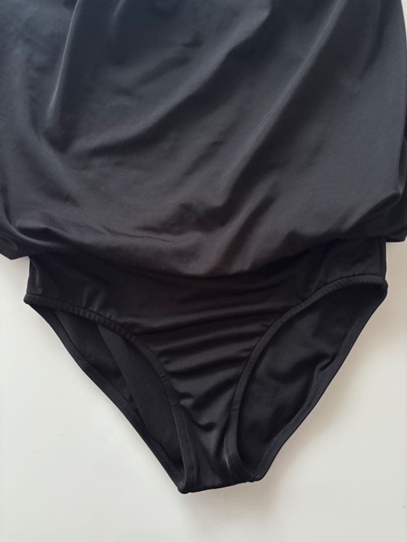 【美品】Mila Owen ミラオーウェン ベアトップ水着　ブラック — image 2