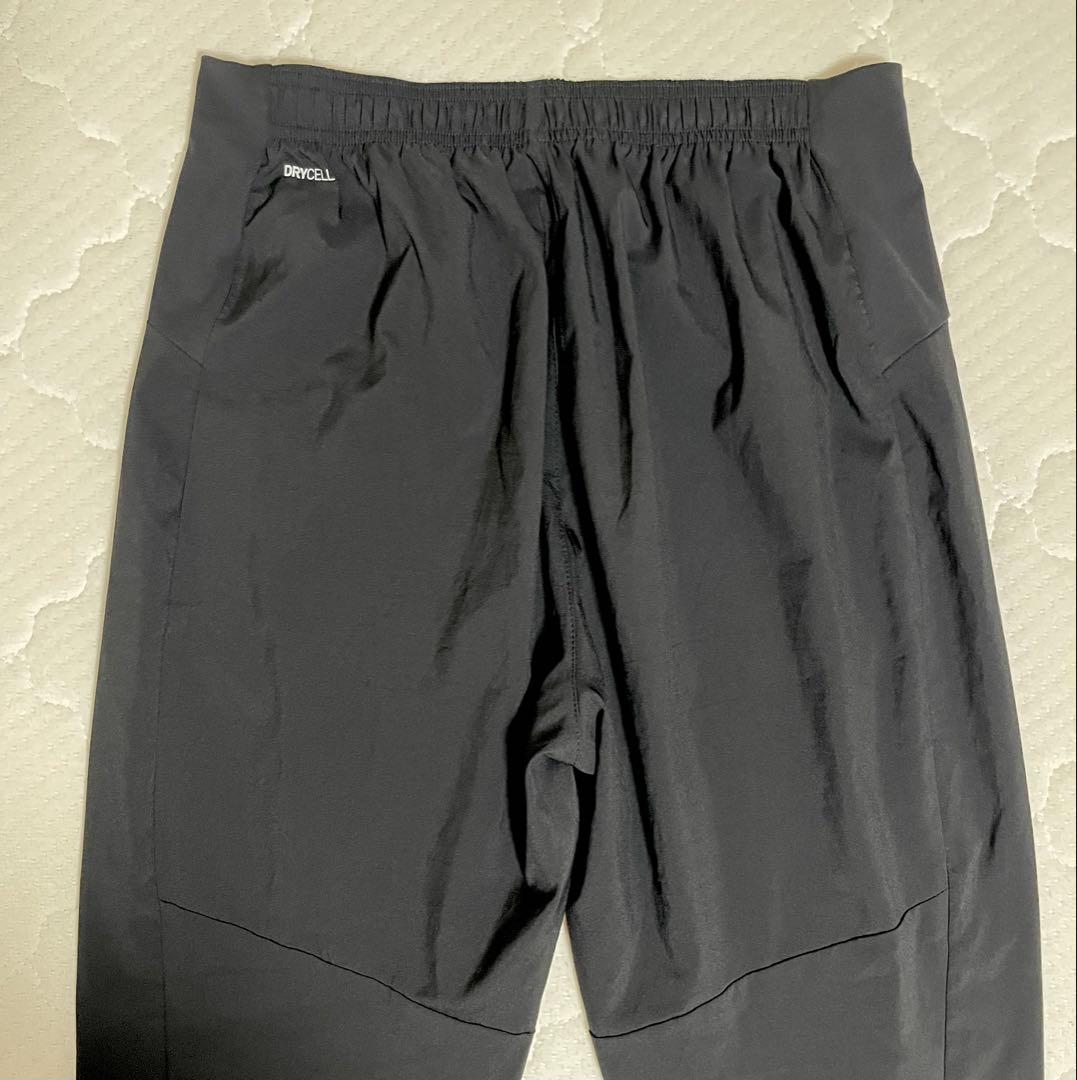 【美品】PUMA メンズ ランニング テーパードパンツ ウーブン 黒 Mサイズ — image 4