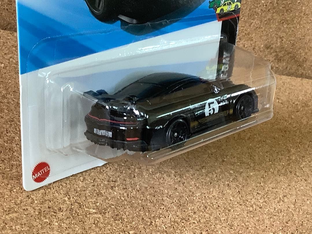 ホットウィール　Porsche 911 GT3 HW RACE DAY 未開封 — image 4