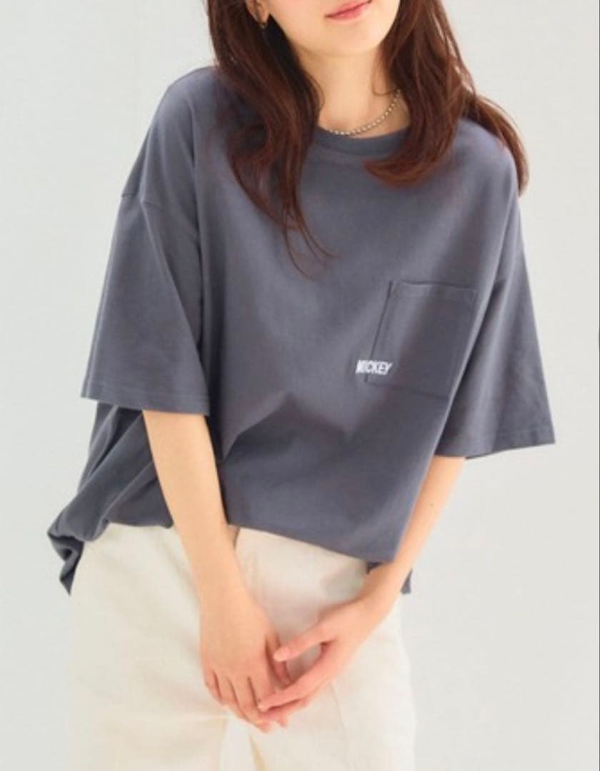 【新品・タグ付き】Disney ミッキーバックグラフィックプリント半袖Tシャツ — image 2