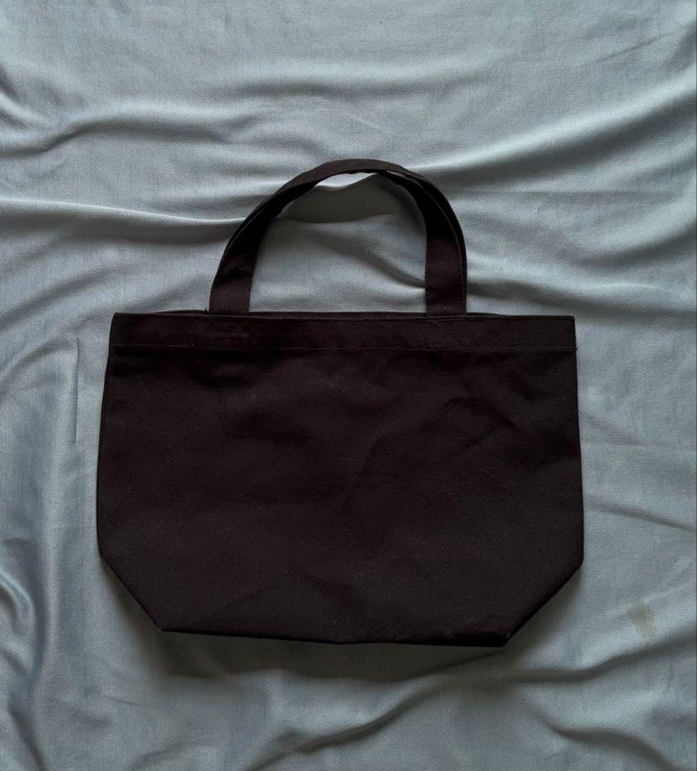 ALVARK TOKYO トートバッグ 缶バッジ付き — image 2