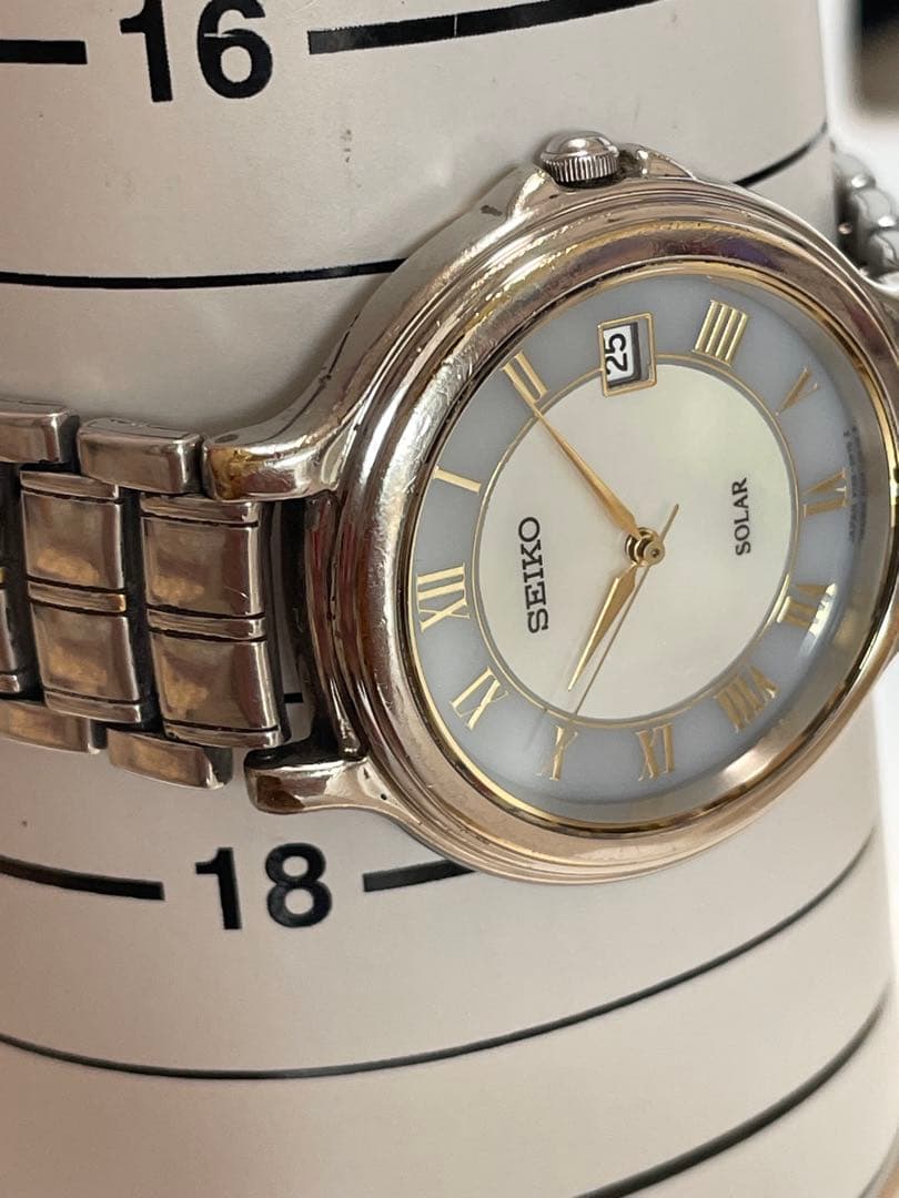 SEIKO セイコー ソーラー V145-0CE0 腕時計/ゴールド/稼働 — image 4