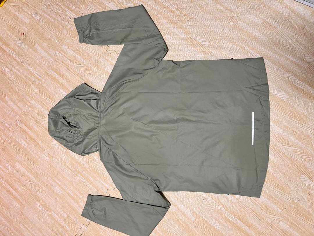 【新品】NIKE エッセンシャル ジャケット ナイロンパーカー グリーンL — image 5