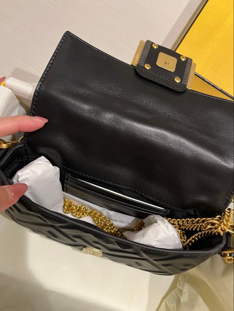 フェンディ バゲット ミニ　新品未使用　ブラック — image 4
