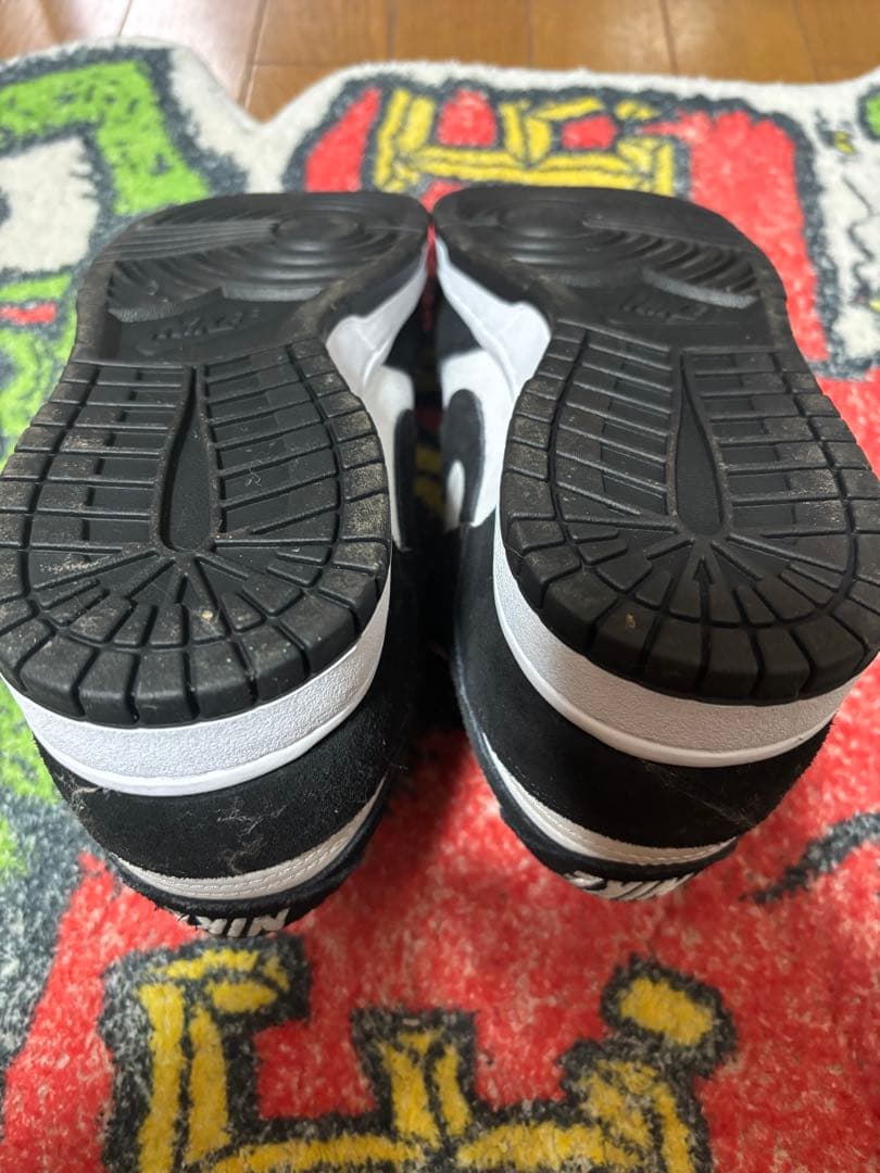 NIKE Dunk Low パンダ　スウェード — image 4