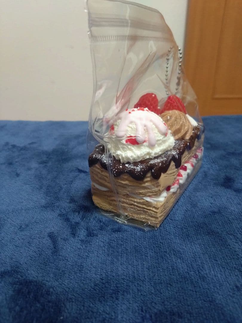 POMU LAB ケーキ スクイーズ — image 4