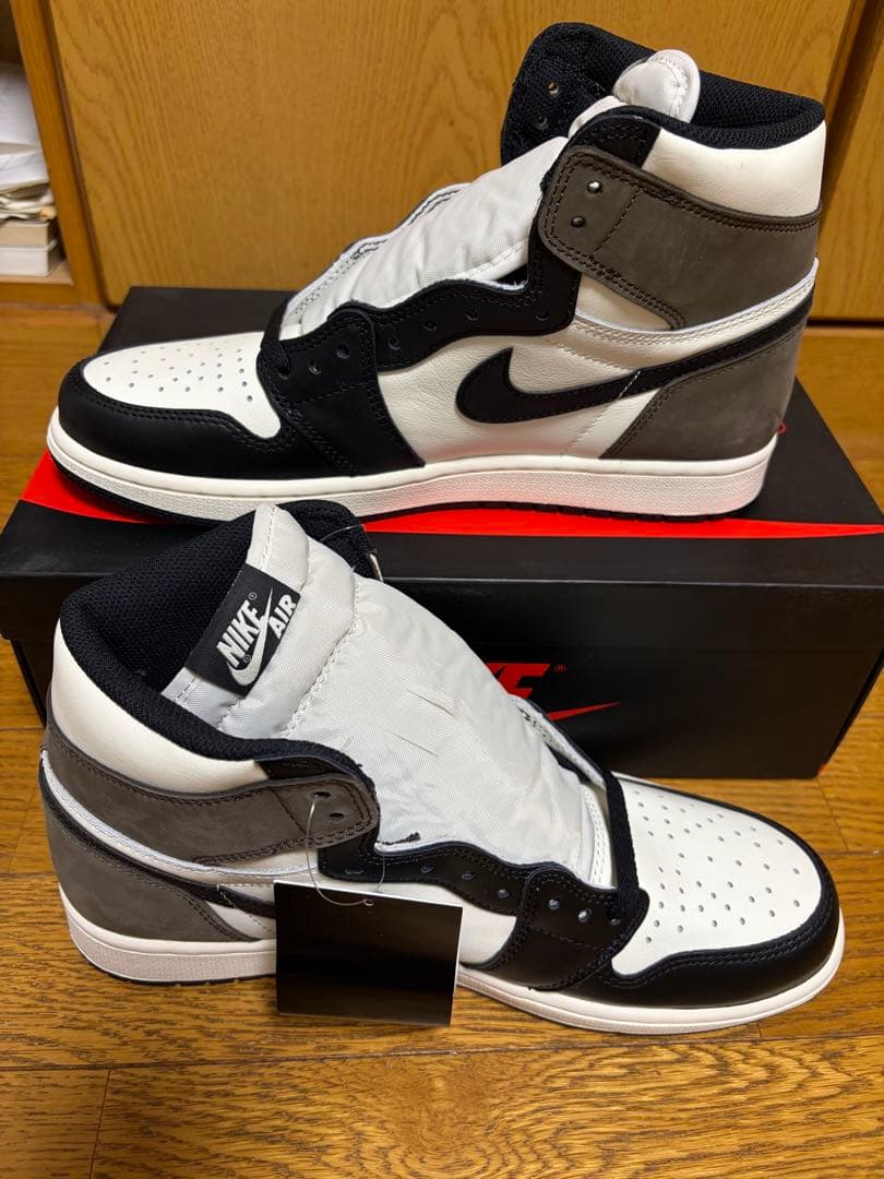 Air Jordan 1 High Sail/Dark Mocha/Black — image 2
