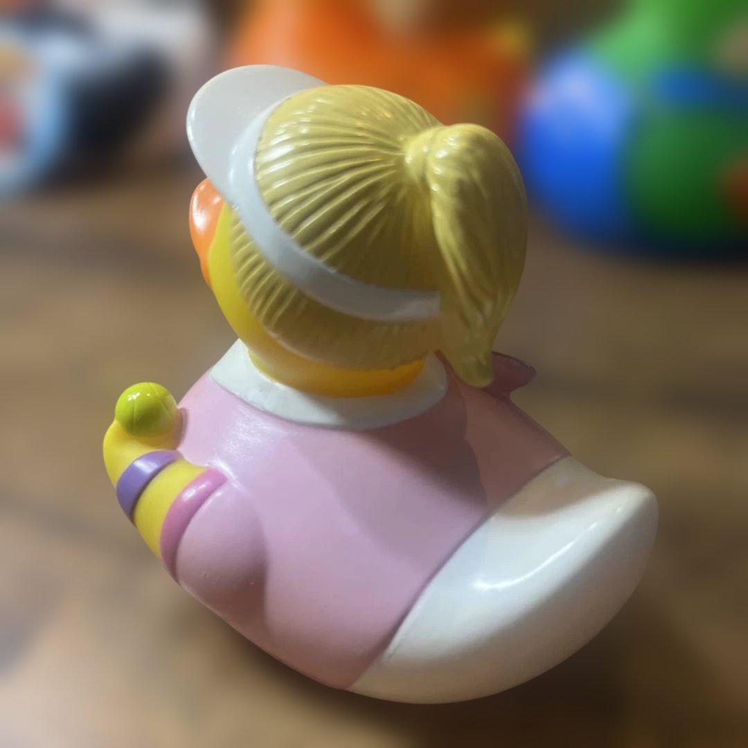 LILALU テニスプレイヤー ラバーダック アヒル フィギュア — image 5