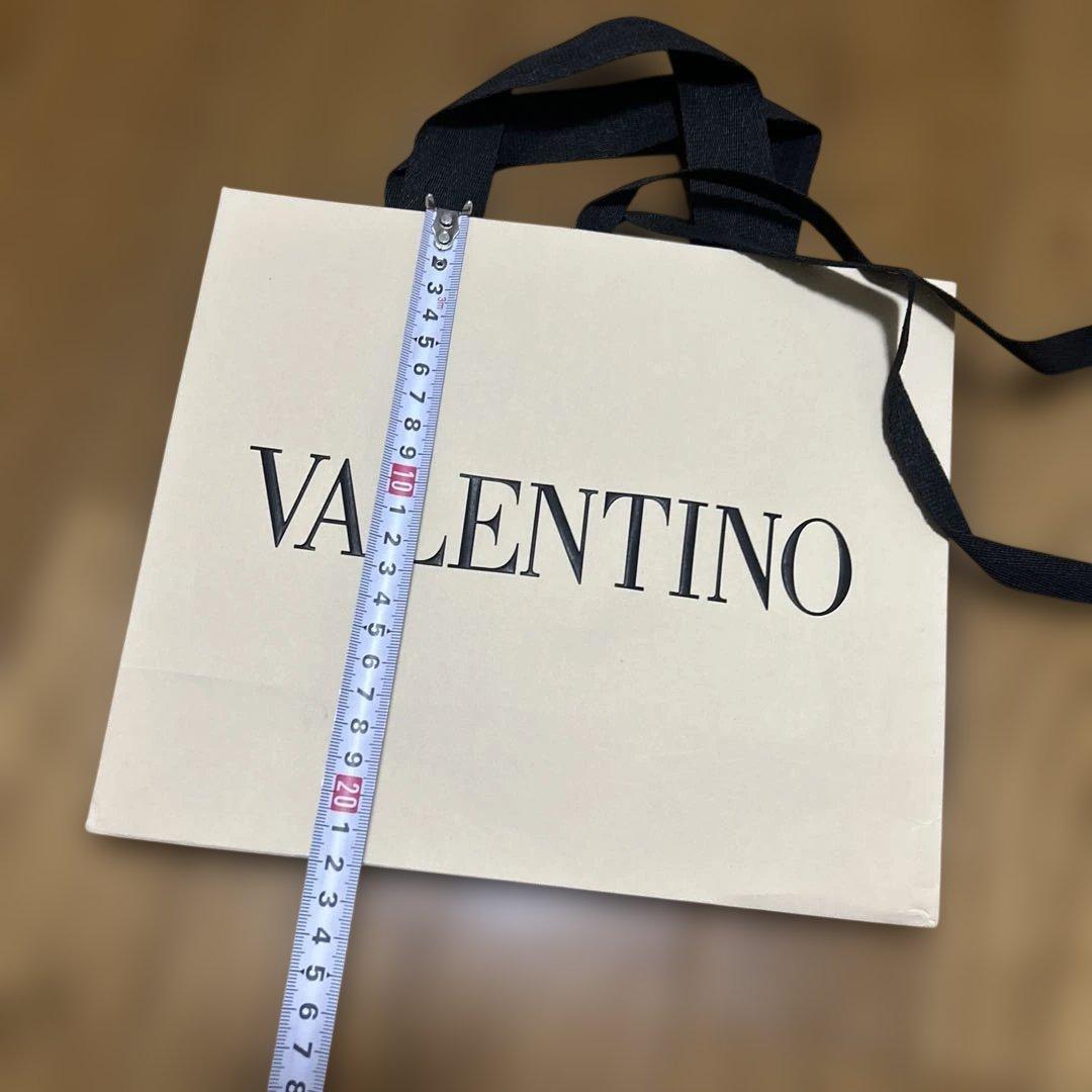 VALENTINO ショップ袋 ベージュ — image 2