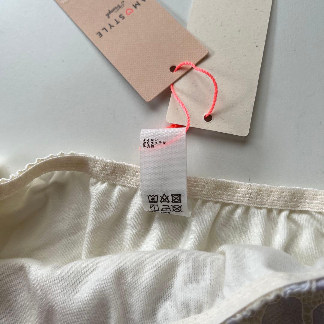 新品　タグ付　未使用　アモスタイル　amostyle ショーツ　　パンツ — image 4