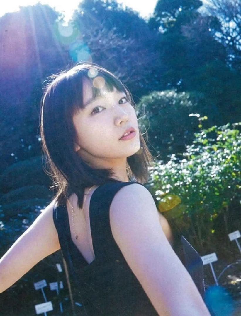 吉岡里帆セクシーグラビア掲載 BLT graph 深川麻衣 中条あやみ 渡邉理佐 — image 3
