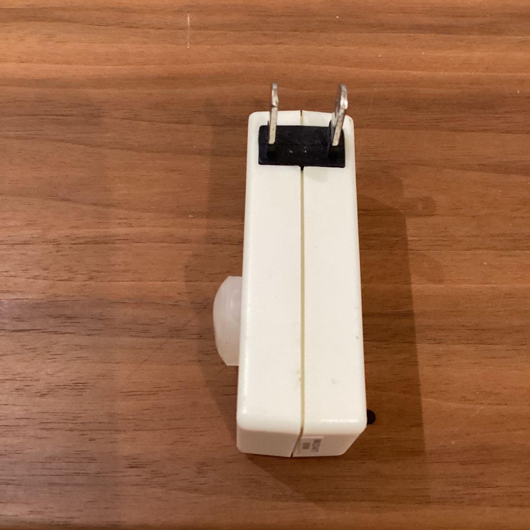 【中古品】YAZAWA(ヤザワ) 耐トラ付サイドタップ 3個口 電源タップ — image 4