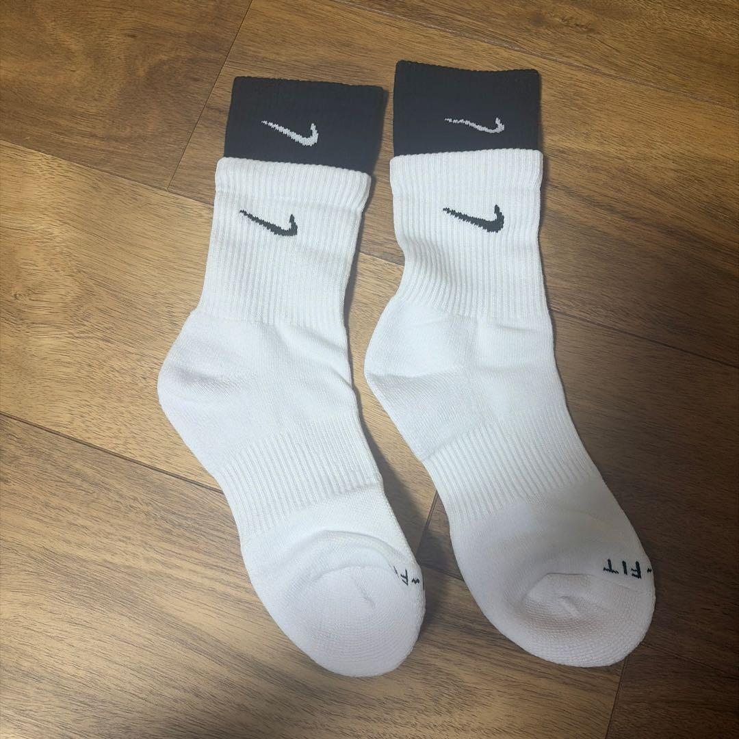 NIKE ソックス ホワイト ブラック 2足セット — image 2
